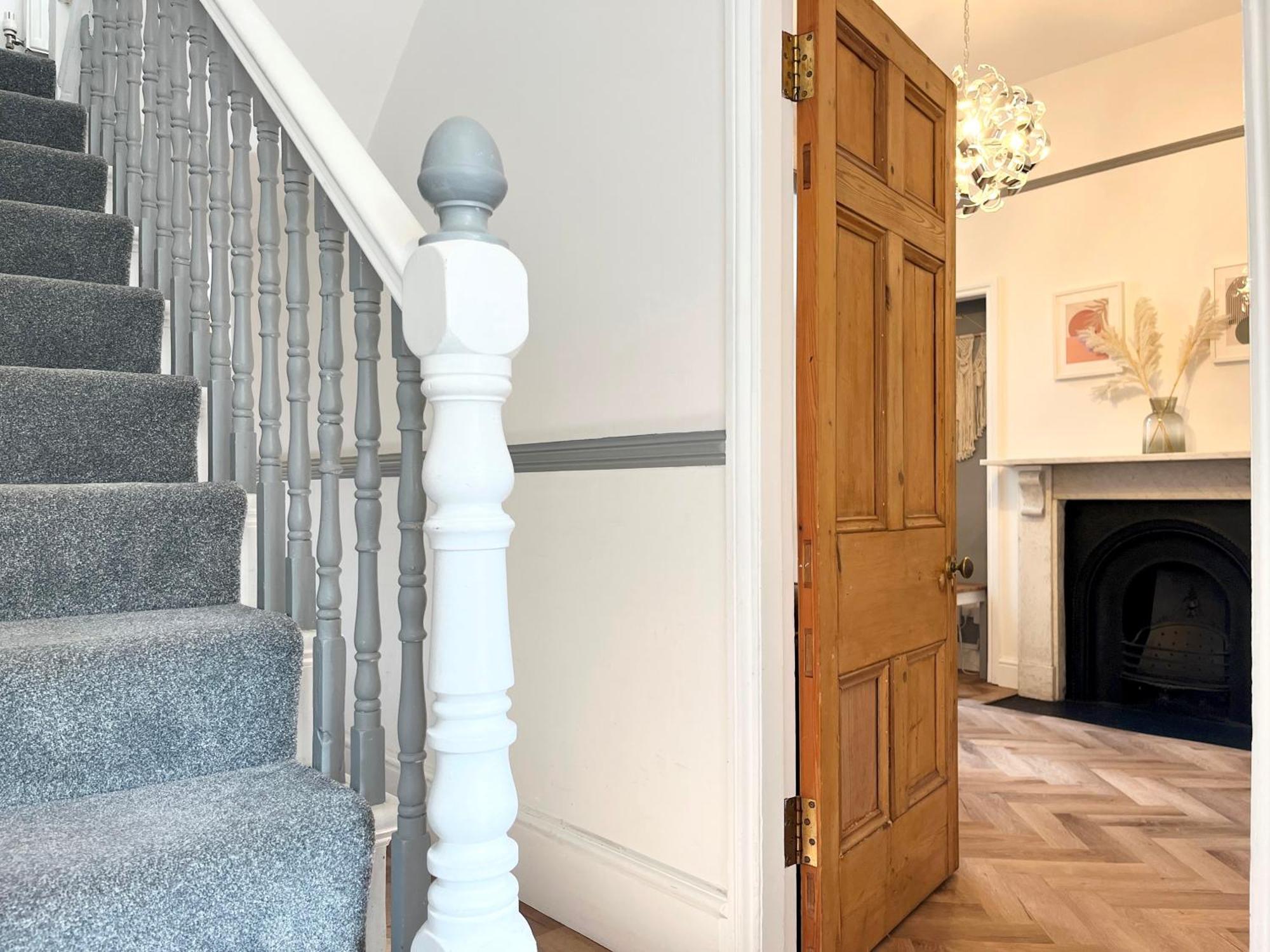 Spacious Near Seafront & Train Station 5 Bed Sleeps 10- * Penzance